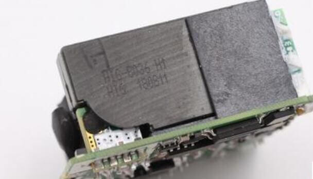 華為40W超級(jí)快充充電頭內(nèi)部結(jié)構(gòu)拆解圖 華為40W超級(jí)快充充電頭內(nèi)部結(jié)構(gòu)拆解圖