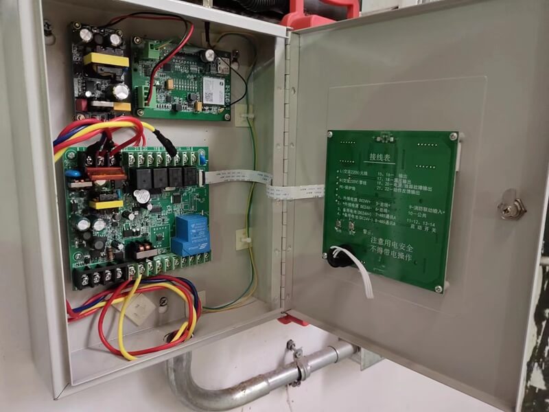 消防聯(lián)動控制柜